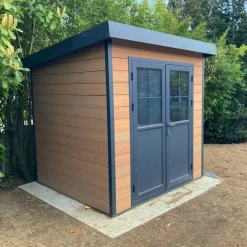 Abri De Jardin En Bois Composite 28mm Aspect Bois 4,41m² PREMIUM Toit Plat - Woodlife Garden